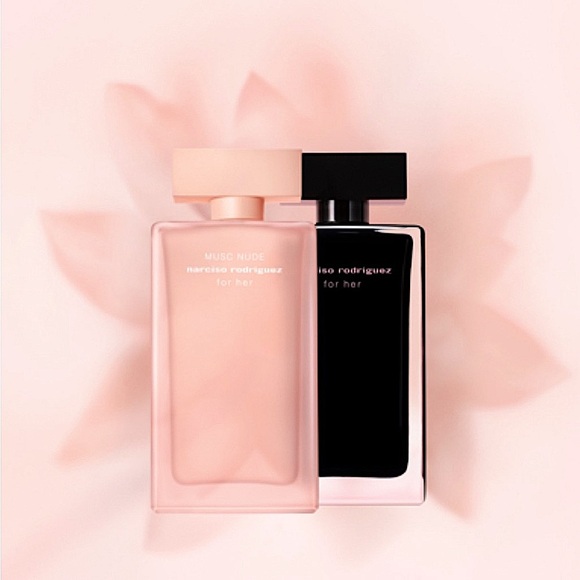 For Her by Narciso Rodriguez X-Large SET With 5 Oz bottle LARGEST SET AVAILABLE - Picture 12 of 16